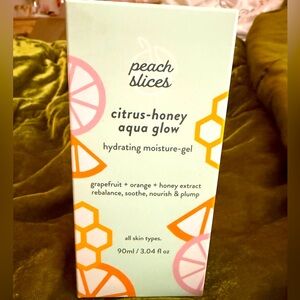 Peach slices moisturizer gel - unopened